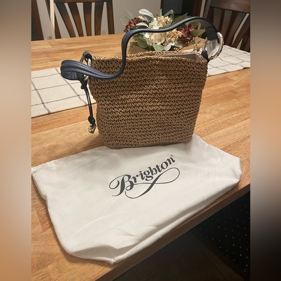 Brighton purse - Picture 1 of 5